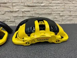 Étriers de frein avant Ferrari 812/F12 OEM 322140/322141