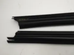 Renault OE AMD123181 framdörrs fönsterpackning