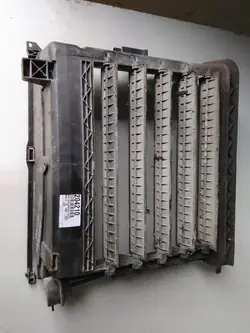 Kylarfläktsskydd BMW E46 2.0D OEM 12515708