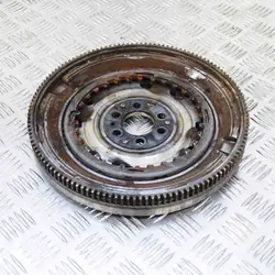 Volant moteur VW Passat B7 1.4L 110kw 2011 OEM 03C105266L