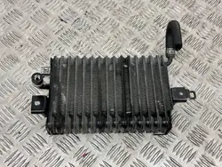 Toyota Mirai moottoriöljynjäähdytin OEM 0240008342