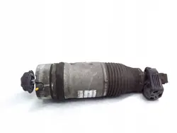 Taka-oikea ilmaiskutin Audi OE 7L8616020A