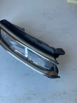 OEM 9820878080 Farol Direito DRL para Citroen C3 III