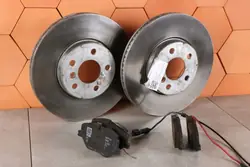 OEM 6891079 Bremscheiben & Beläge Vorderachse Set
