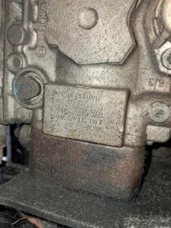 Kraftstoffinjektionspumpe VW Transporter T4 LT 2.4 D OEM 0460485035