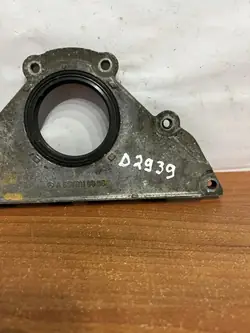 Jakoketjun kansi OEM D2939 Mercedes-Benz Sprinterille