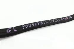 Mercedes W164 vindrutslist OEM w164-uszcze-podsz.