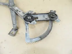 Régulateur manuel vitre droite avant OEM AKG6750