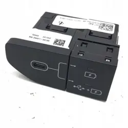 Kia USB-C Oplaadpoort OEM 961A0P1000 - Gebruikt