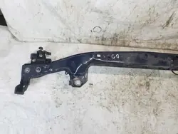 Barre de renforcement supérieure avant Ford Mondeo MK5 GD