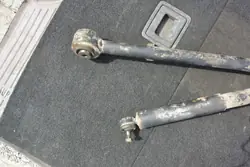 OEM Panhard-tanko Etujousitus Nissan Patrol Y61