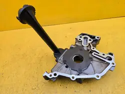 Olje pump Skoda Octavia III 04E115105AB