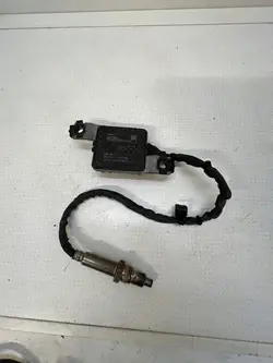 NOx-sensormodul Audi A5 3.0 TDI 8K0907807Q