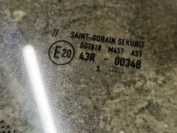 OEM SZWED framruta för VW Golf V 2003-2009