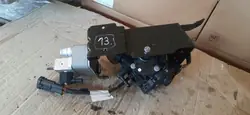 Vakuumpumpen-Halterung OEM 9803504280 für Opel Corsa F