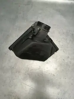 BMW 1 F20 F21 Ilmansuodattimen Kotelo