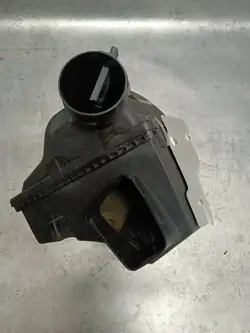 BMW 1 F20 F21 Luftfiltergehäuse