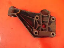 OEM 500371285 Iveco Fjäderfäste - Begagnat Skick