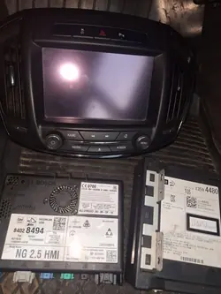 OEM 39026166 Radio HMI 2.5 Nav avec Car Play