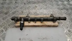 Insprutningsrör Volvo V40 S40 1.9 DCI OEM 0445214024
