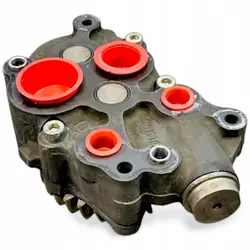 Pompe à huile moteur Iveco d'occasion - OEM 5801693305