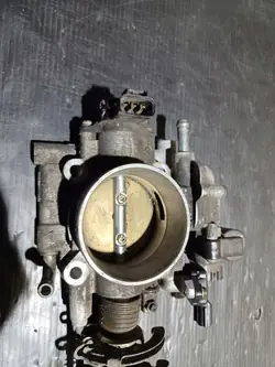 Corps de papillon Subaru Forester I SF 2.0 S-TURBO