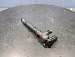 Injecteur VW CRAFTER T5 T6 03N130277M