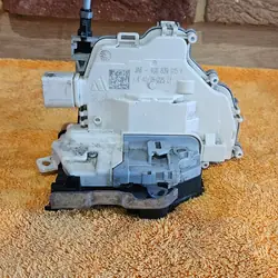 Audi Türschloss OEM 4GO839015F Links Hinten Gebraucht