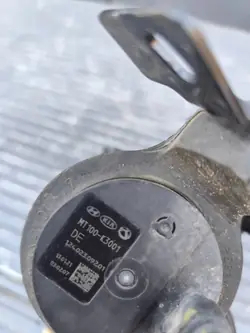 Pompe à eau OEM MT100-K3001 pour Kia Hyundai 1.6 CRDI
