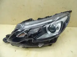 PEUGEOT 2008 Lampe Avant Gauche 9814749080