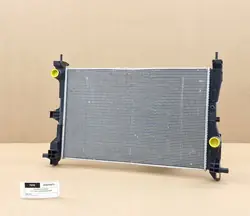 Radiador de Motor Fiat 500X Jeep Renegade