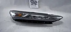 Hyundai Kona Oikea LED DRL Ajovalo OEM 92208-J9000