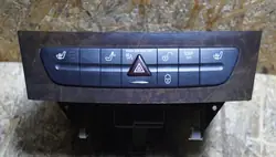 Mercedes-Benz OE CD-vaihtopaneeli CLS W219:lle