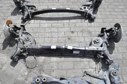 Suspension à poutre arrière OEM 555017534R Renault Captur II