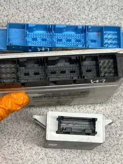 Kit de ignição BMW OEM 7506366 para Série 5 Touring