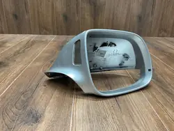 Höger spegelkåpa Audi Q5 SQ5 2010