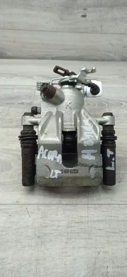Linker achterremklauw HONDA ACCORD 7 VII 02-08 OEM