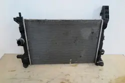 Radiateur FORD C-MAX II FOCUS III BV618005BC BV618005BD