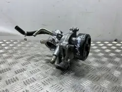 Mitsubishi OE Vesipumppu OEM FBZ27926 - Käytetty
