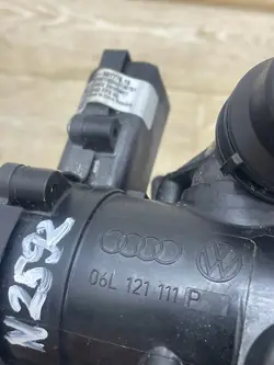 Vattenpump AUDI A3 A4 B8 B9 A5 Q3 Q5 A6 1.8 2.0 TFSI 06L121111K