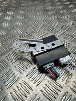 Module de frein à main OEM 8905042030 Toyota RAV4 V