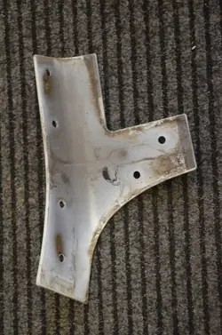 OEM 55395579AD Windschutzscheibenrahmenhalter Jeep Wrangler