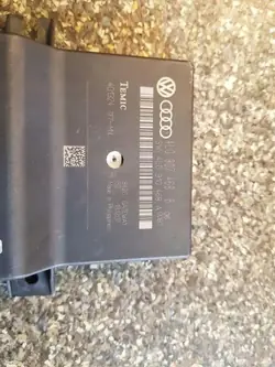 Módulo pasarela Audi OEM 4L0907468B - Usado