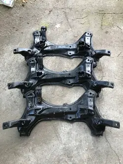 Poutre de Suspension Avant Toyota RAV4 I 51201-42040