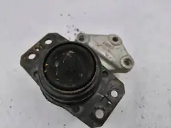Peugeot 5008 2011 Right Side Engine Mount