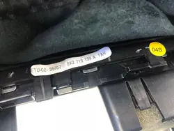 Audi A5 8T 8F vasen ikkunanrunko OEM 8K2713139A