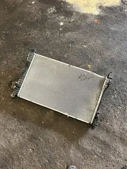 Radiateur Mercedes-Benz C W203 2002 0052796