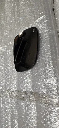 Rechte Heckscheiben-Dichtung OEM 3301-401 Suzuki Swift 04-10