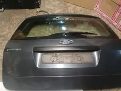 Takaluukku FORD FOCUS MK2 KOMBI OEM H4 Harmaa Käytetty