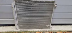 Condenseur AC Nissan OE 921009251R Occasion